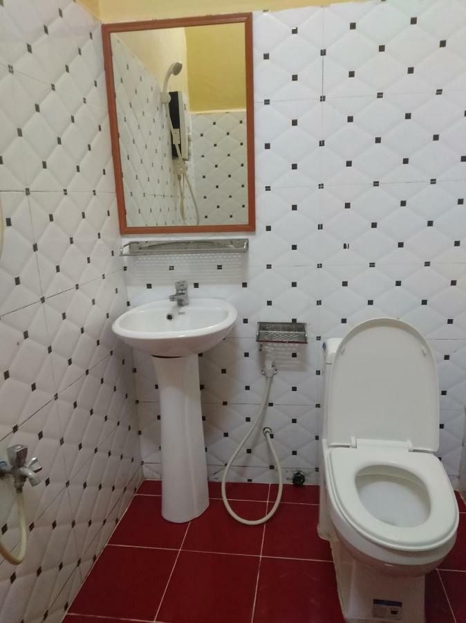 Captain Chim S Guesthouse Kâmpôt Zewnętrze zdjęcie